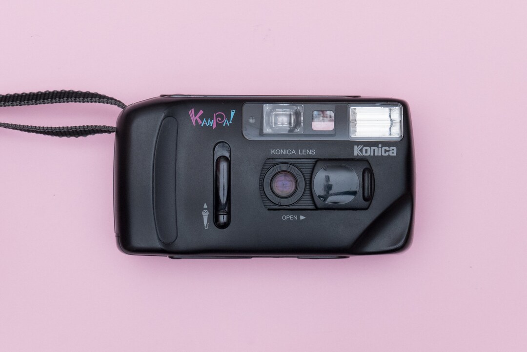 音声認識機能付フィルムカメラ Konica KANPAI! 本体 il_1080xN.6271134917_6x47.jpg