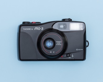 Vintage Yashica MG-2 DX 35mm P&S Film Camera Auto/with Battery