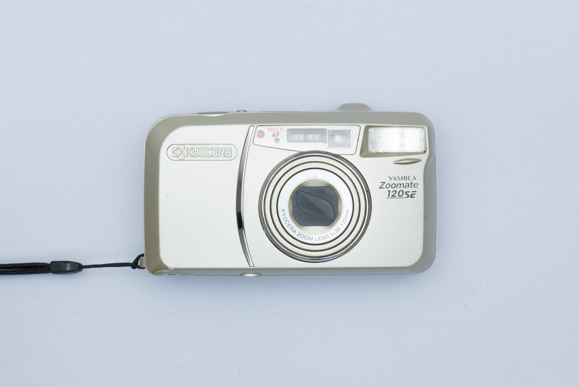 KYOCERA YASHICA Zoomate 120SE フィルムカメラ 箱付 Yashica Kyocera Zoomate 120 SE Point and Shoot 35mm Compact Film