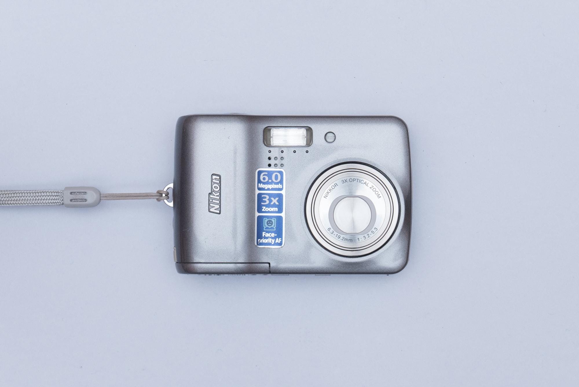 Nikon Coolpix L2 Compact Y2K Digital Camera - Etsy