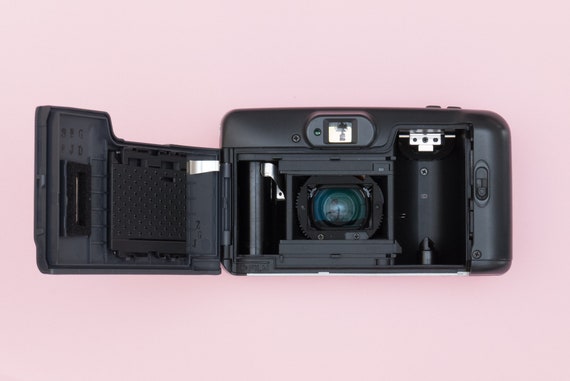 Yashica Kyocera EZ Zoom Point and Shoot 35mm Compact Film Camera
