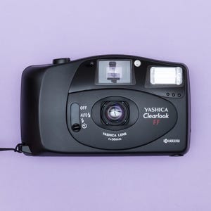 Yashica Clearlook FF Kyocera Compact 35mm Film Camera Point and Shoot