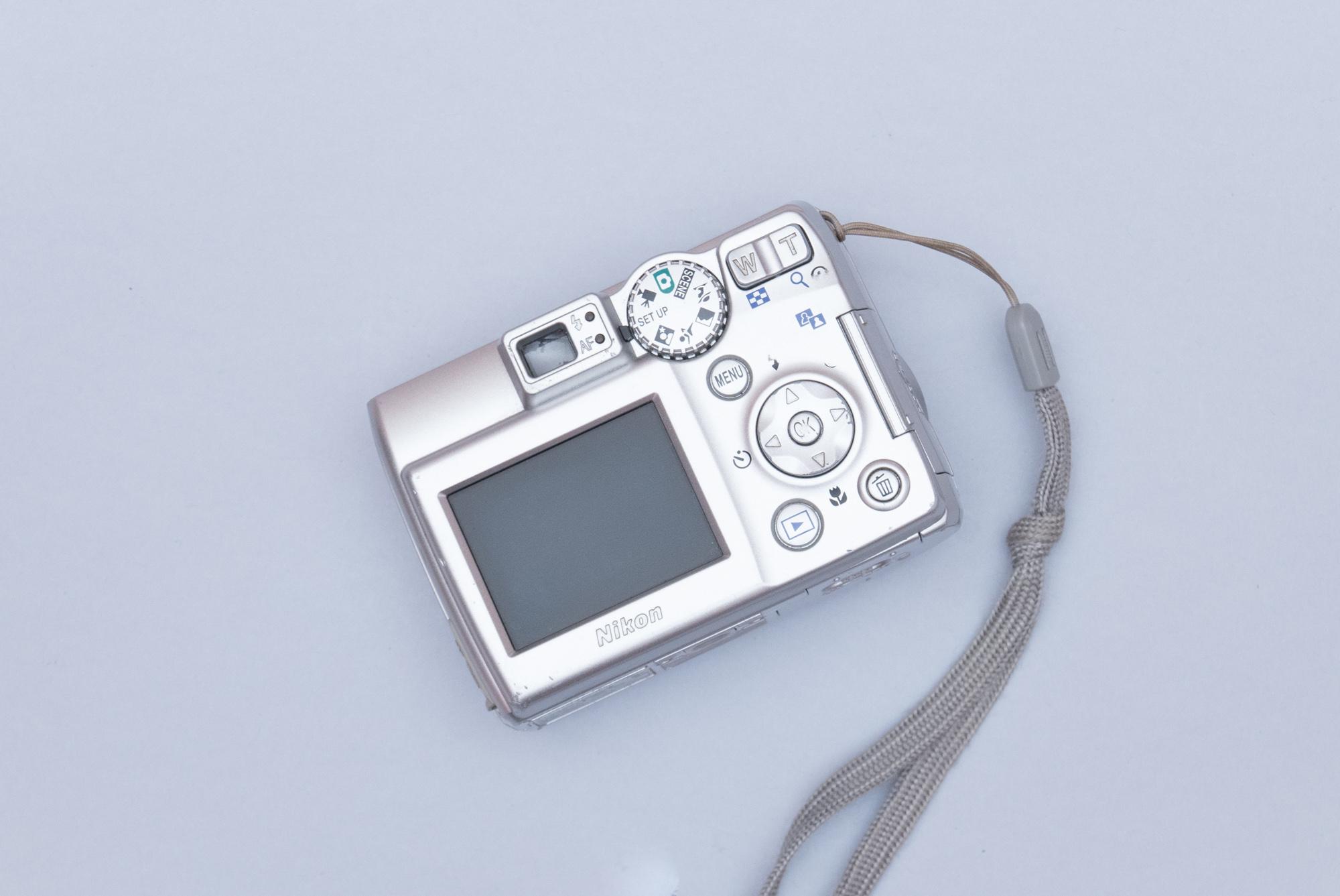 ニコン クールピクス 4600 コンパクト Y2K デジタルカメラ - Etsy 日本