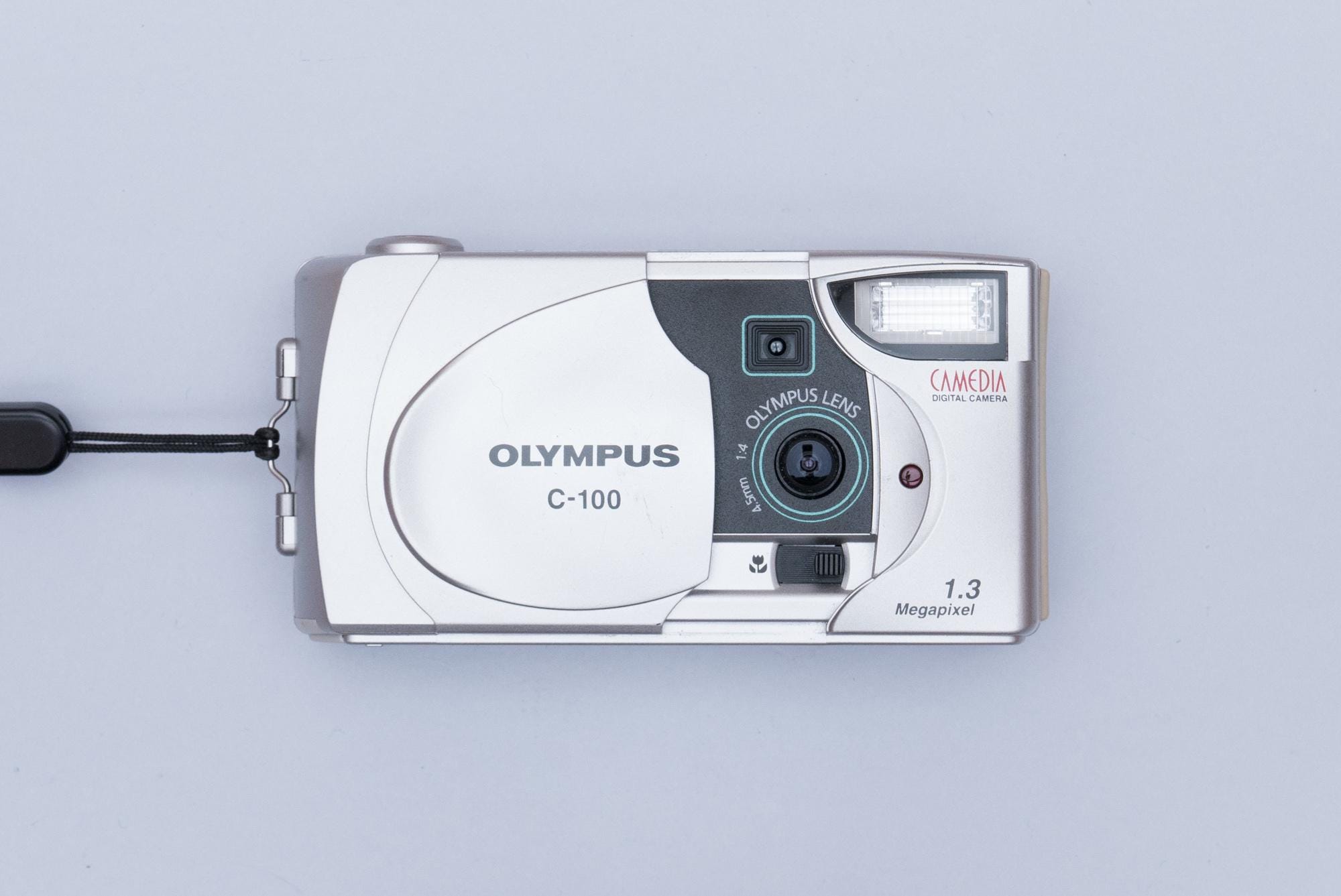Olympus Camedia C-100 Compact Y2K Digital Camera - Etsy