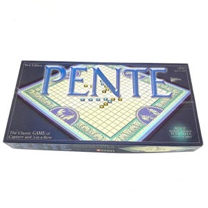 PENTE The Classic Game of Capture & 5 in a Row New Edition Pente Plus Board Game