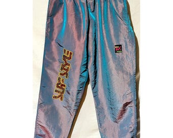 Pantalones deportivos cortavientos estilo surf vintage, talla XL, fabricados en EE. UU. en los años 90, nailon iridiscente.