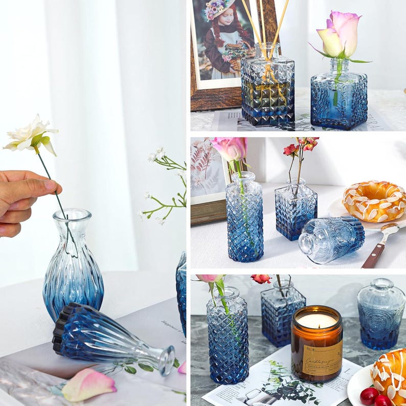 Puede incluir: Una variedad de jarrones decorativos de vidrio en varias formas y tama&ntilde;os, algunos con flores. Los jarrones son de vidrio azul y transparente, con dise&ntilde;os texturizados y estampados. Tambi&eacute;n hay una vela en un tarro de cristal.