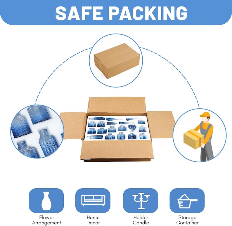 Puede incluir: Una caja de cart&oacute;n abierta revela una colecci&oacute;n de botellas y jarrones de vidrio azul, colocados en espuma protectora. La caja est&aacute; etiquetada como "SAFE PACKING" en la parte superior. La imagen tambi&eacute;n incluye una caja m&aacute;s peque&ntilde;a e iconos para arreglos florales, decoraci&oacute;n del hogar, candelabros y recipientes de almacenamiento.