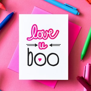 Te amo, Boo - Tarjeta de amor impresa en tipografía - Tarjeta divertida de San Valentín - Rotulación a mano - Linda tarjeta de amor - Tarjeta para novio, esposo, esposa y novia