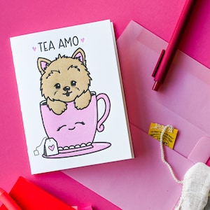 Carte Yorkie - Punny Saint-Valentin - Tea Amo Valentine - typographie - Message doux - tasse de thé Yorkshire Terrier - jeu de mots espagnol - A2