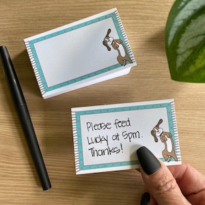 Lot de 60 mini-cartes pour notes - Chien drôle sur un tapis - Cartes plates - Notes pour le déjeuner - Mini cartes - Cartes jointes - Cadeaux pour elle - Petits signets