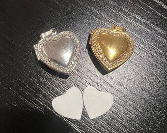 Heart locket with 2 photos; 2 photos heart locket n STAINESS STEEL NONTARNISH locket, minimalistic small locket heart,chic bling heartlocket