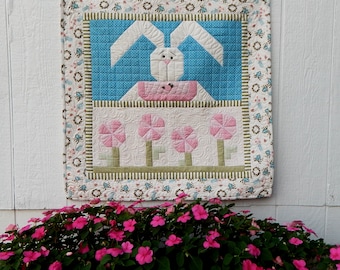 Finished 30" x 31" Bunny Wall Quilt