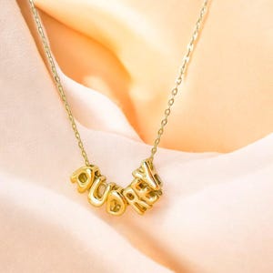 Regalo de San Valentín para ella Collar con nombre para mujer: joyería personalizada con letras de burbuja en 3D bañadas en oro, joyería personalizada única, regalos románticos