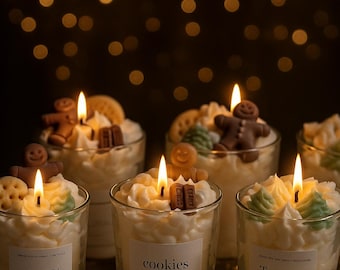 Handgegossene, vegane Sojawachs-Kerze im Glas mit dekorativer Lebkuchen-Deko. Warmer, heimeliger Duft — perfekte Geschenkidee für alle