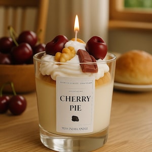 Cherry pie / summer scented candle in a glass dessert candle/soy wax/gift/candles/personalized/handmade/vegan/decoration/approx. 300g