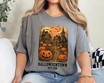 Halloweentown University T-Shirt - Funny Fall Pumpkin Graphic Tee For Women, Halloween Thanksgiving Gift