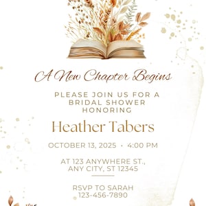 Op de afbeelding: Een bruidsdoucheinvitatie met een aquarelillustratie van een open boek met herfstbladeren. De tekst luidt "A New Chapter Begins" en bevat de naam van de bruid, datum, tijd en RSVP-informatie.