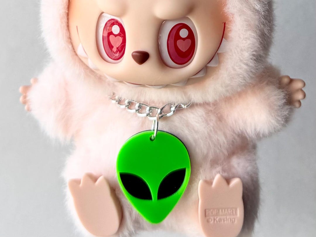 Alien Necklace for 17 Cm Plush Toy Bag Charm - Silver Tone Chain With ...