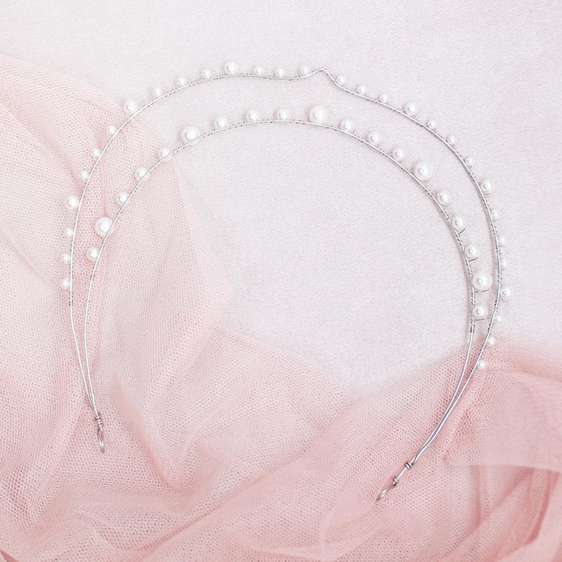 Ora Modern Pearl Tiara, Bridal Headpiece, Pearl Headband, Bridal Crown, Pearl Crown, Bridal Headband, Wedding Headpiece, Wedding Tiara image 2