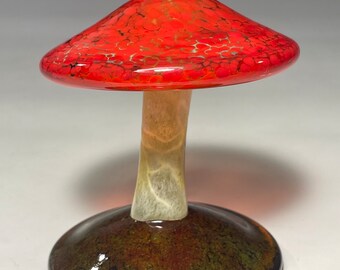 Mushroom Glass - Last Red Standing - John Gibbons