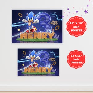 K&ouml;nnte beinhalten: Ein blaues und goldenes Sonic the Hedgehog Geburtstagsposter mit einer 3D-Darstellung von Sonic, der mit einem goldenen Ring rennt. Das Poster ist personalisiert mit dem Namen "HENRY" und dem Text "Happy Birthday!" in einer blauen und wei&szlig;en Schrift. Das Poster ist in zwei Gr&ouml;&szlig;en erh&auml;ltlich: 24" x 18" und 14" x 11".