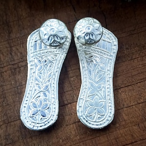 2&quot; Silver Handmade Charan Paduka Or Slippers for Idol Krishna, Laddu Gopala, Little Krishna Charan Paduka Temple Pooja Religion Prosperity