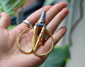Handgefertigte goldene Stickschere Bastelwerkzeug: Bastelnadeln, Garnschere