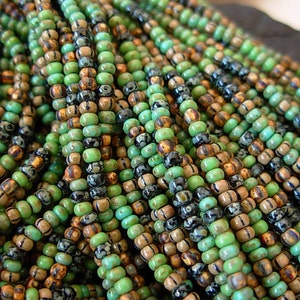 NEW 20" 8/0 Aged Striped Rustic Velvet Picasso Mix Czech seed beads 
