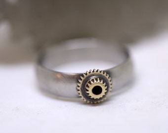 2 Gears On-Gear ring-Steampunk-cool ring