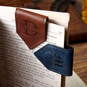 Leather Magnetic Bookmark,Personalized Magnetic Bookmark,Engraved Leather Bookmark,Book Lover Gift,Gift for Him,Christmas Gift,Reader Gift