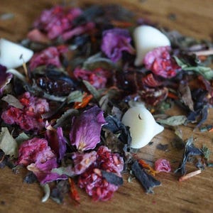 Raspberries and Cream Loose Leaf Tea- Fruity Tea, White Tea, Raspberry, Chocolate Tea, Tea Blends, Contains Caffeine, White Chocolate,