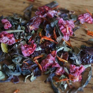Raspberry White Loose Leaf Tea- Fruity Tea, White Tea, Raspberry Tea, Tea Blends, Contains Caffeine, Raspberry Tea, Rose Hips, Raspberries