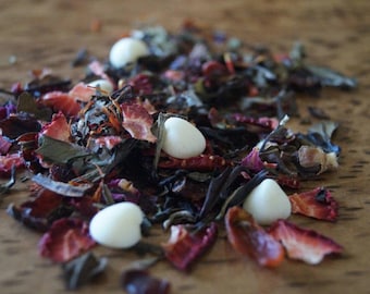 Strawberries & Cream Loose Leaf Tea- Fruity Tea, White Tea, Strawberry, Gourmet Tea, Tea Blends, Contains Caffeine