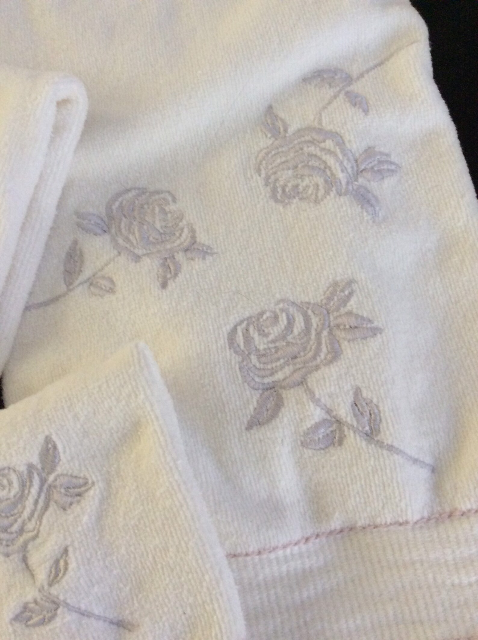 Bath Towel setWhite with Lavender Rose Etsy