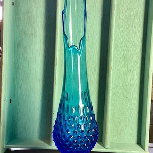 1960s 1970s Hobnail Swung Colonial Blue Fenton Glass 16.5 inch Vase