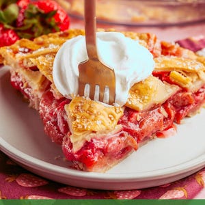 Receta de pastel de ruibarbo y fresa (PDF) / Pastel de frutas casero agridulce / Horneado en pequeñas cantidades / Descarga instantánea para uso personal