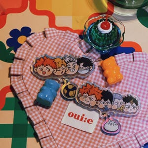 Volleyball boy acrylic badge