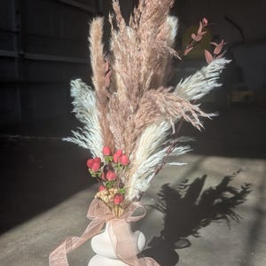 パンパスグラスの花束、ドライフラワーアレンジメント、ホーム