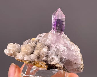 インド、ヒマーチャル・プラデーシュ州産の無色ヒマラヤ水晶クラスター