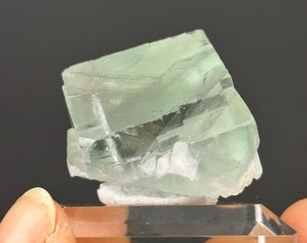 中国湖南省南嶺山脈のYaogangxian鉱山産の緑色の蛍石 - Etsy 日本