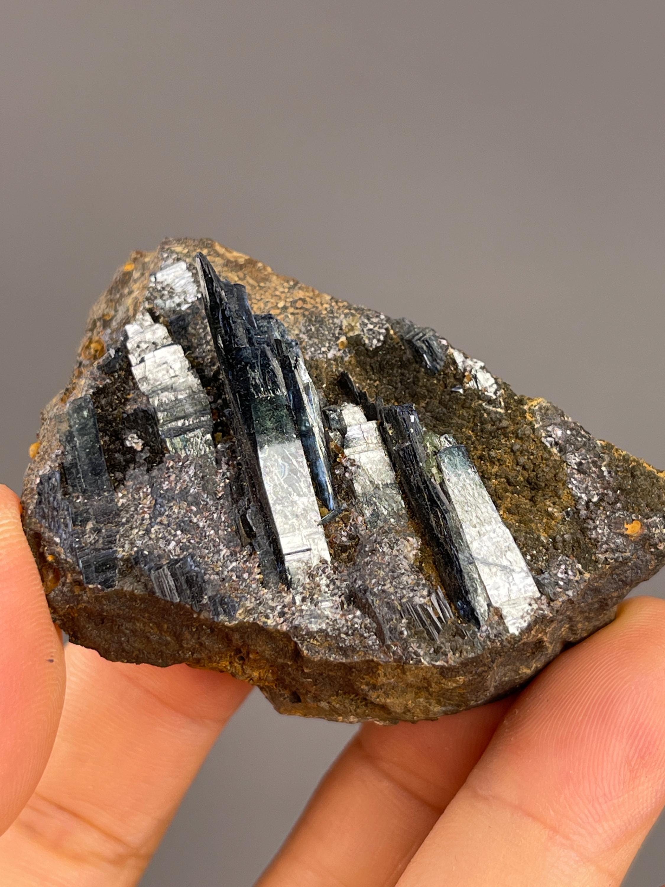 Vivianite - Etsy 日本