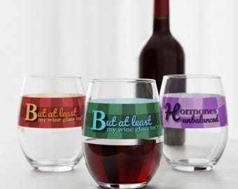 Bicchiere da vino con squilibri ormonali, regalo divertente per donne, umorismo ormonale, regalo per amanti del vino, bicchiere da vino originale