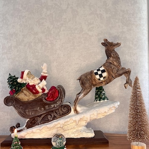 Santa Claus Reindeer and Sleigh Statue, Handmade Christmas Decor, Santa on the Sleigh, Christmas Statue, Christmas Gift