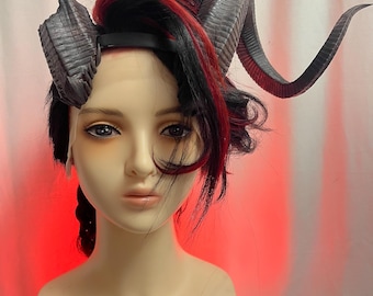 Karlach cosplay wig inspired by “Baldur’s Gate 3” (role play, dnd, fantasy, tiefling)
