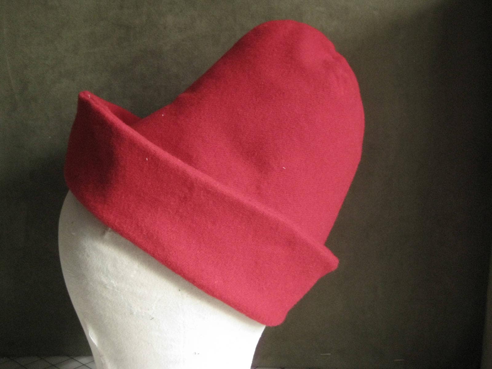 15th Century Italian Style Sugar Loaf Hat Etsy UK