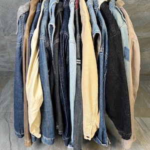 Mystery Vintage Box 10 giacche di transizione anni '90/2000 – Denim, velluto a coste, Harrington, Sherpa – Vendita all'ingrosso per rivenditori di seconda mano