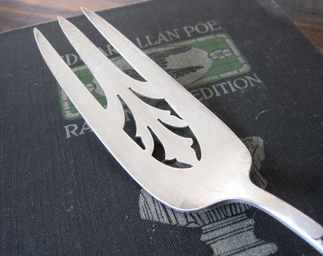 Antique Cake Serving Fork, Guest of Honor 1935 Silverplate by Holmes