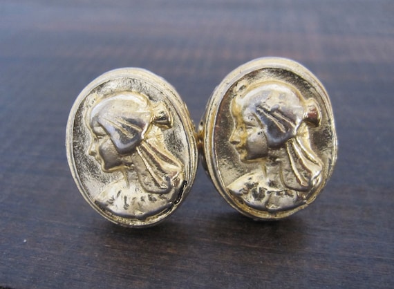 Vintage Figural Woman Cameo Cufflinks, Gold Tone … - image 1
