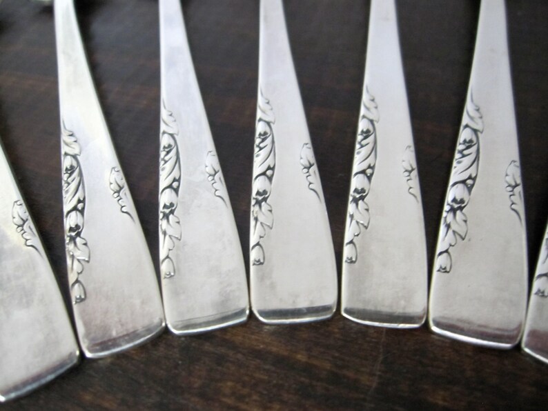 Vintage Teaspoons Proposal 1954 Pattern by 1881 Rogers Silverplate Set of 15 Spoons